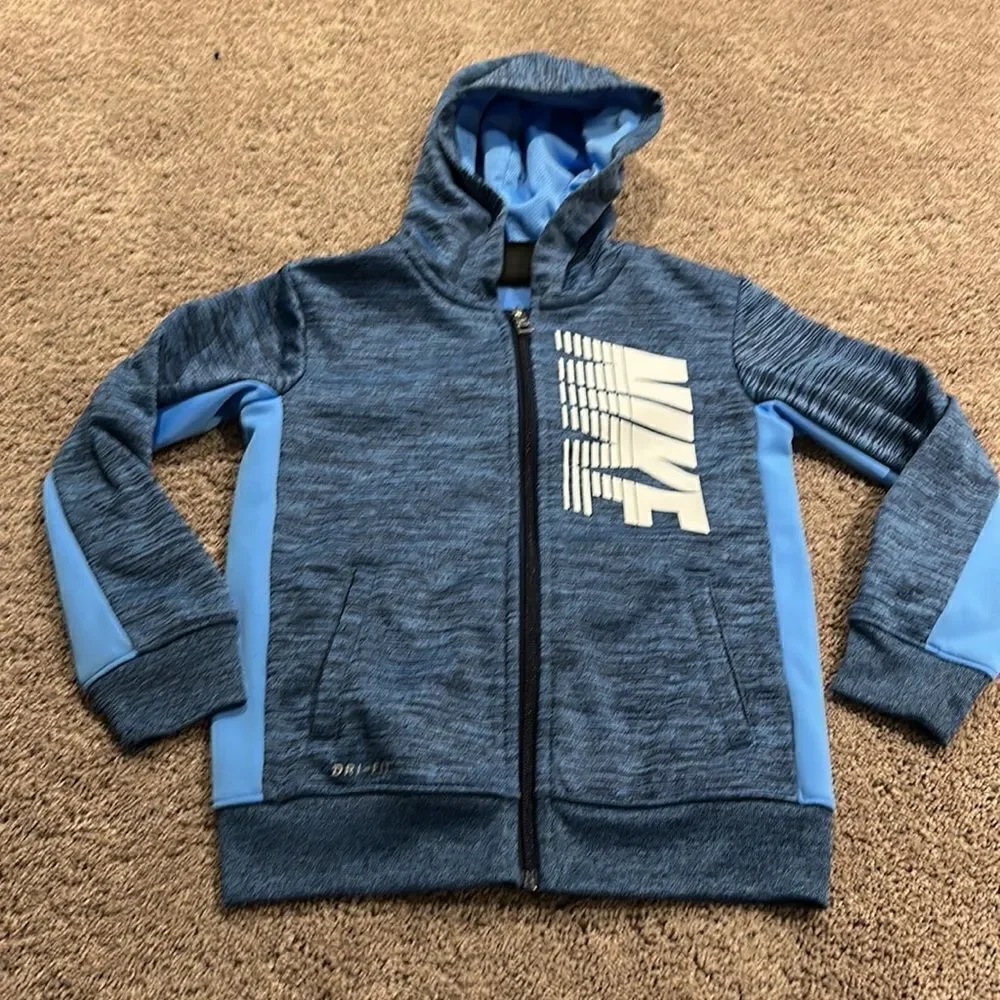 NIKE DRI Fit sweatsuit - very good condition size 6 medium